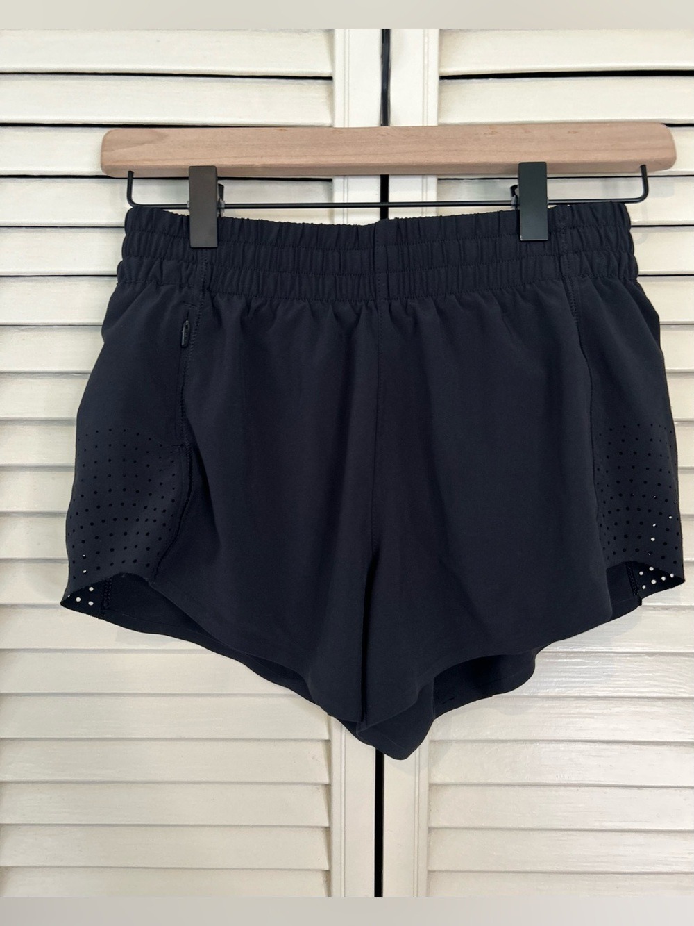 Athleta Black Perforated Athletic Shorts XXS